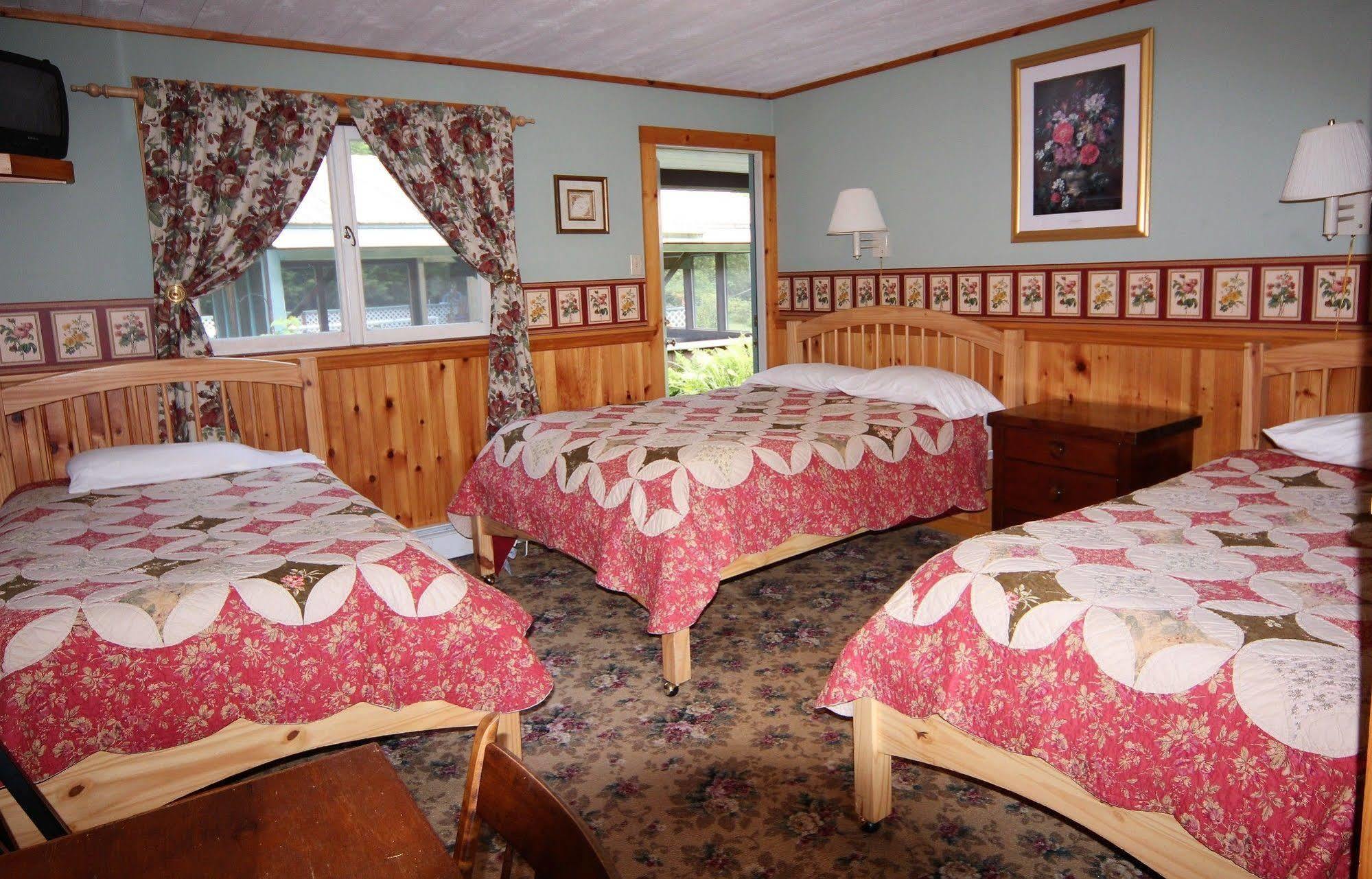 Blue Gentian Lodge At Magic Mountain Londonderry Zewnętrze zdjęcie