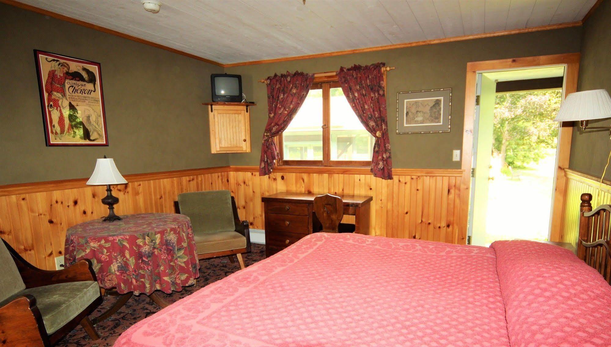 Blue Gentian Lodge At Magic Mountain Londonderry Zewnętrze zdjęcie